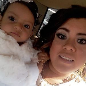 Meet your Posher, Carla